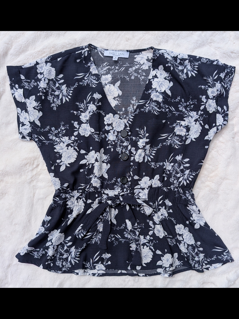 Sweet Rain NavyFloral Button-Front Tie-Waist Blouse Size M